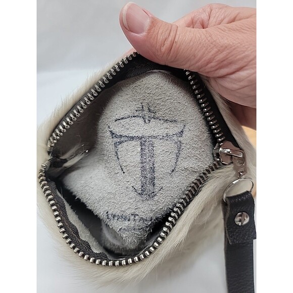 Lynn Tallerico Genuine Leather And Fur Wristlet/Clutch 9x4.5x3 - Picture 10 of 10